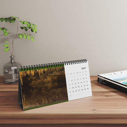 Desktop Calendar (2026 grid)